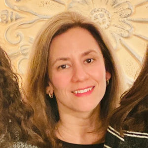 Meet your Posher, Dena